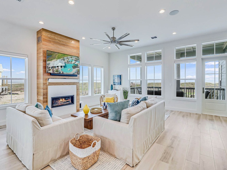 220 Sundew Lane Photo