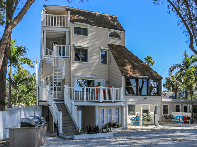 Sunset Beach House Beach Hugger 2 Resort Rentals