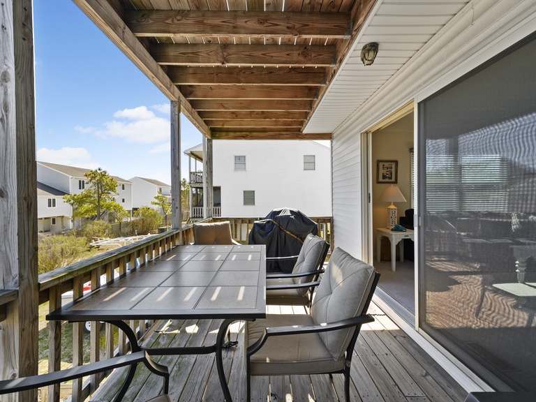 Oystercatcher Chincoteague, VA Rentals