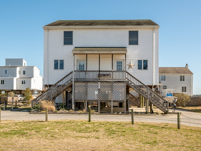 Oystercatcher Chincoteague, VA Rentals