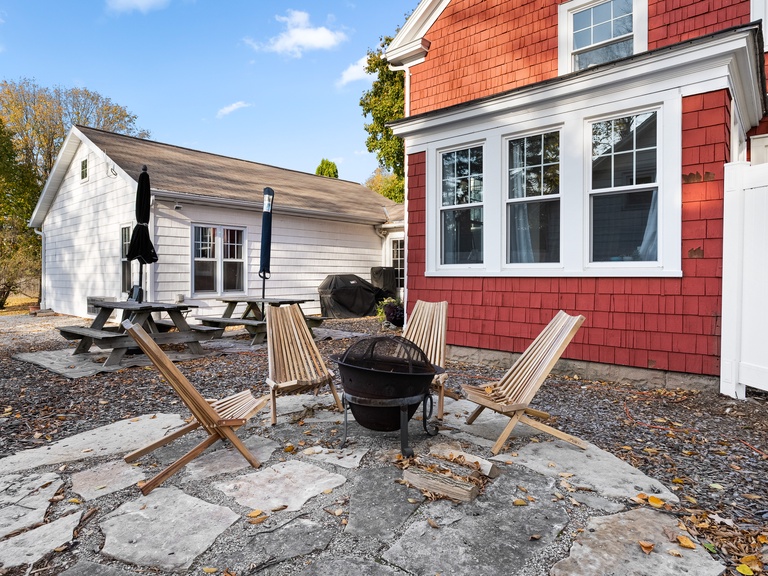 The Big and Easy House