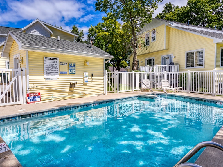 Yellow Birch Cottage