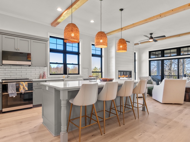 Gorgeous open concept kitchen