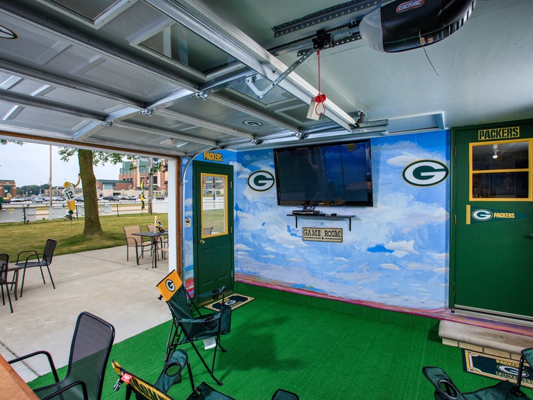 Party garage with half-bathroom