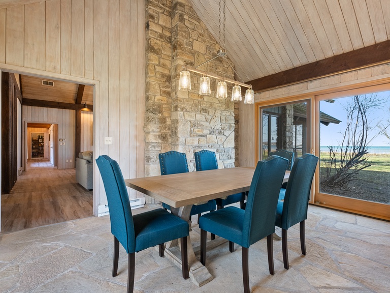 Dining area has views of the lake