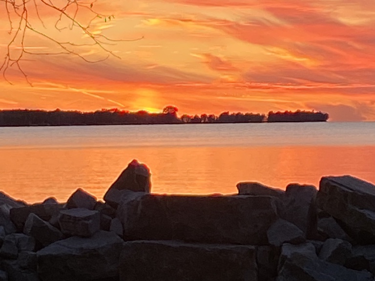 Sunset Views over the Bay!