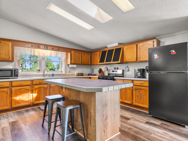 Well appointed kitchen