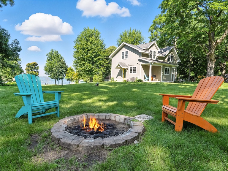 Thenell's Beach House