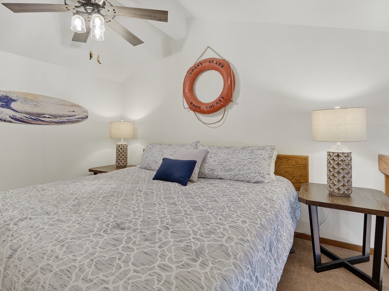 Bedroom 2-open loft- king bed