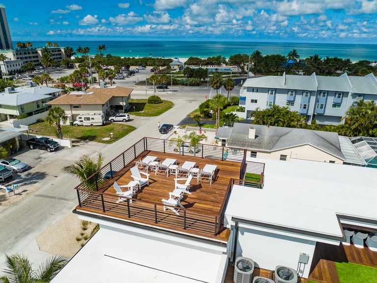 Just Lanai-ing Around | Lido Key Vacations