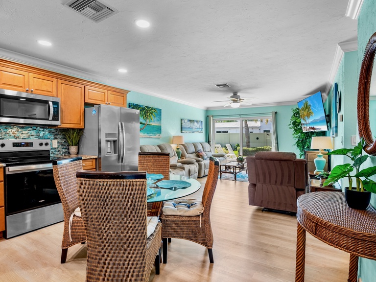 Jamaica Royale 102 Photo