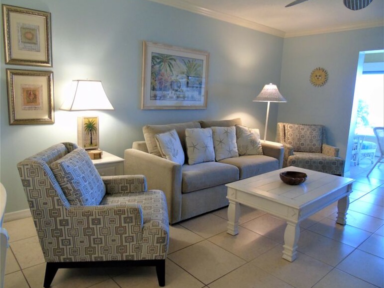 Sunset Royale - 212 Photo