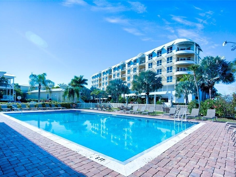 Casita East Photo