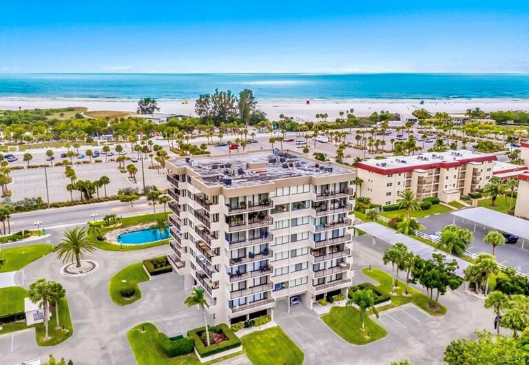 Our House at the Beach W-301 Photo