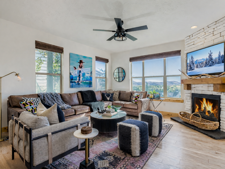5410 Cross Country Mountain Ski Getaway with Hot Tub Pool!: vacation rental in Park City