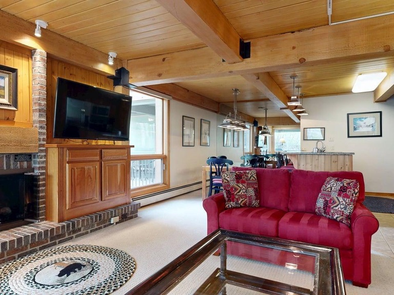 Top of the Village - Leaf 602