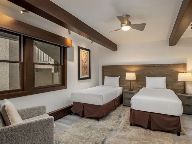 Top of the Village - Leaf 501 2