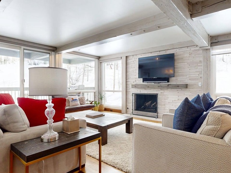 Top of the Village - Summit 204 3