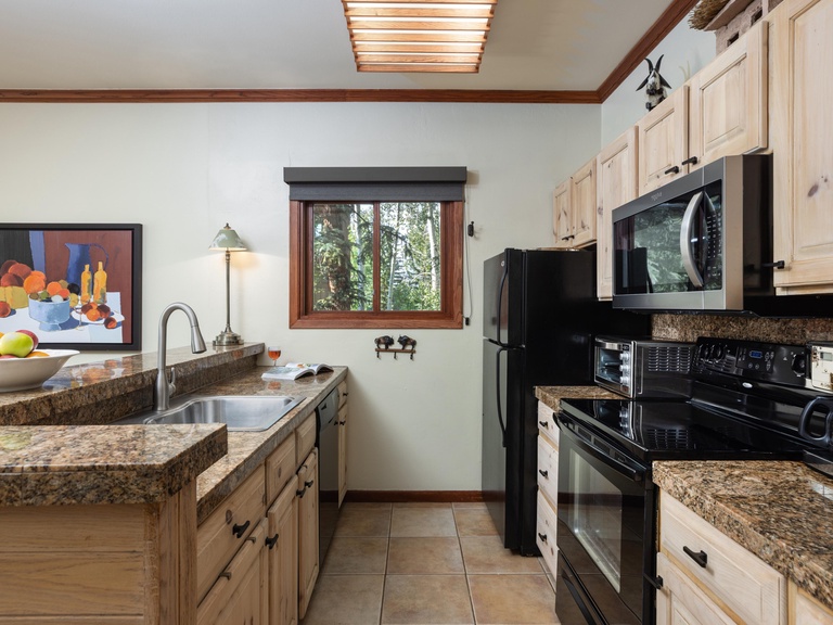 Villas at Snowmass Club - 1611 3