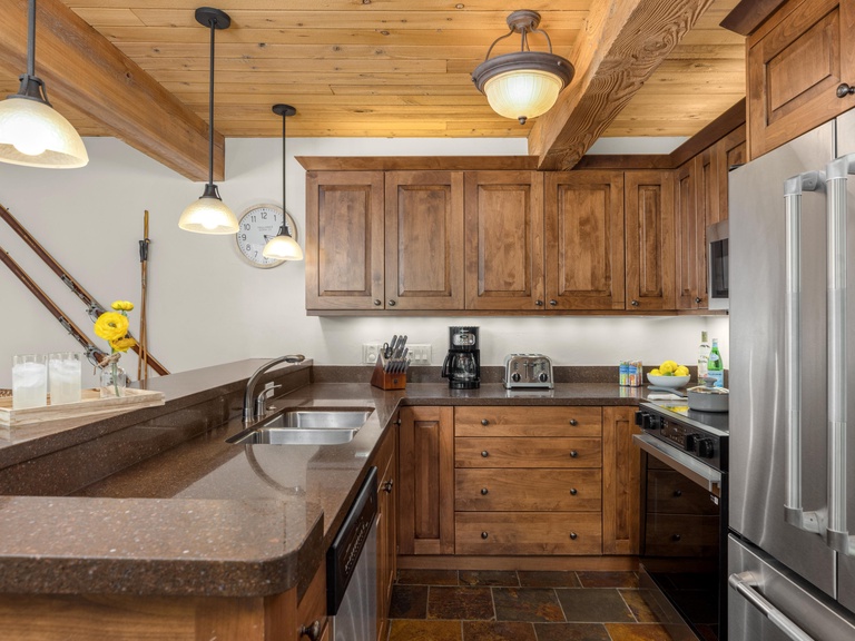 Top of the Village - Summit 107 3