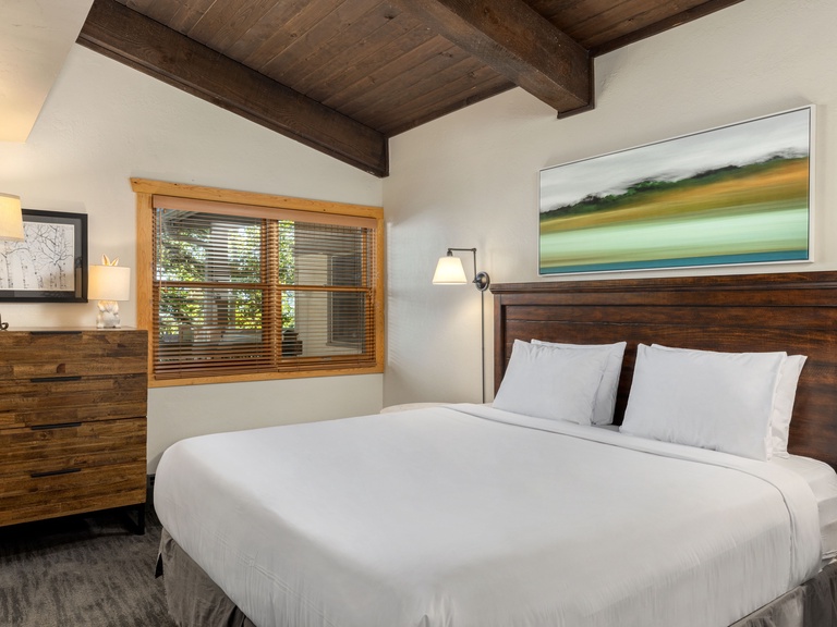 Top of the Village - Leaf 703 3