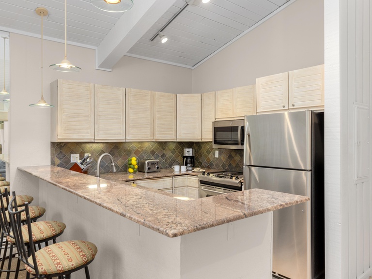 Top of the Village - Leaf 803 3