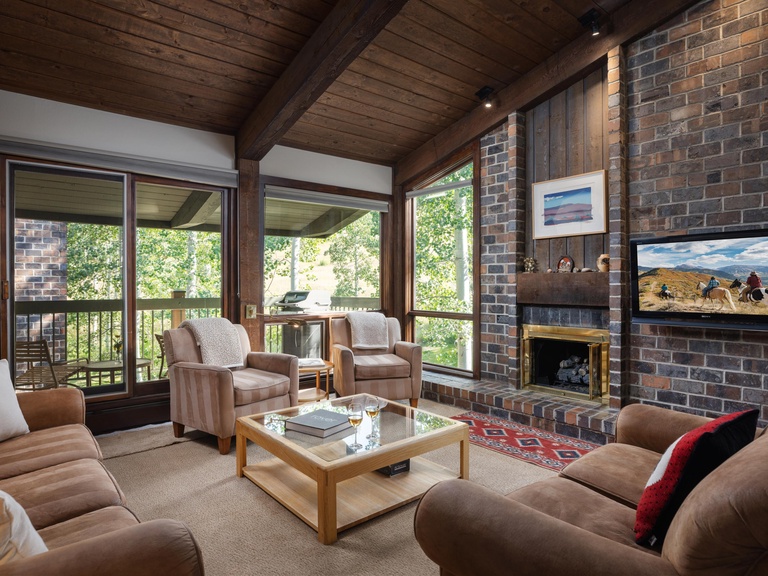 Top of the Village - Slope 407