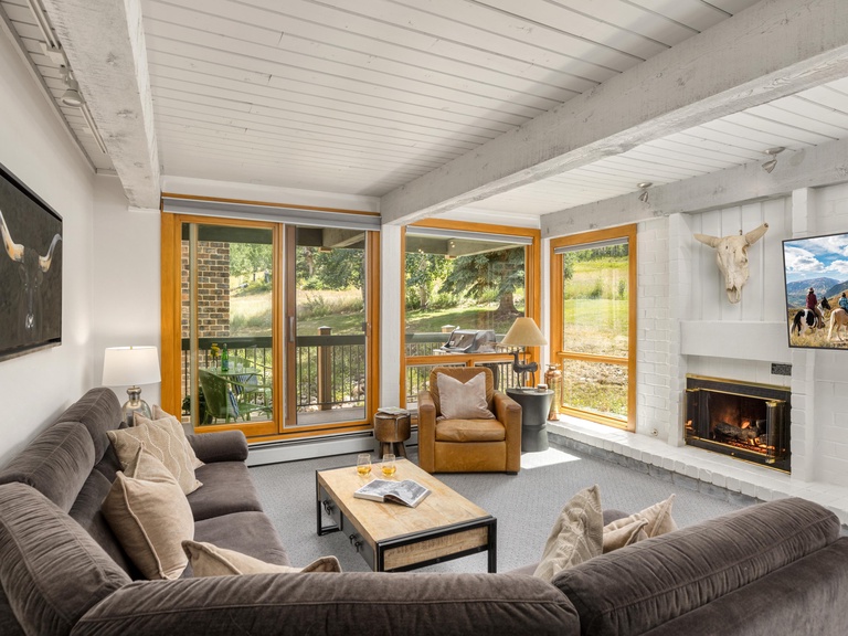 Top of the Village - Trails 207