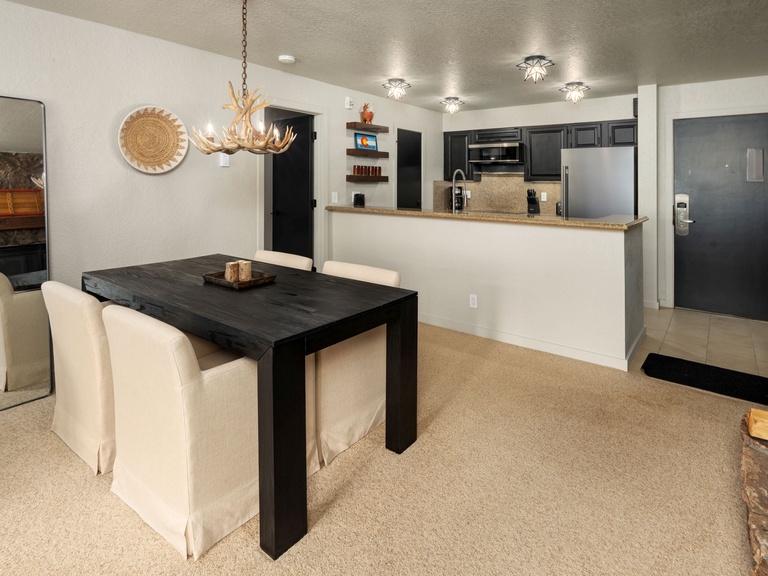 Villas at Snowmass Club - 1207 3