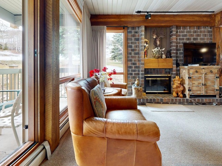 Top of the Village - Trails 206 2