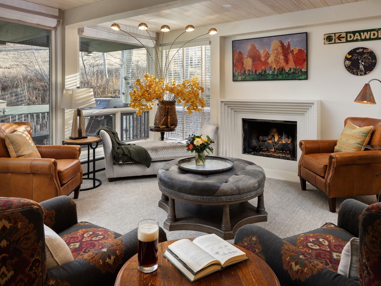 Top of the Village - Leaf 502 2