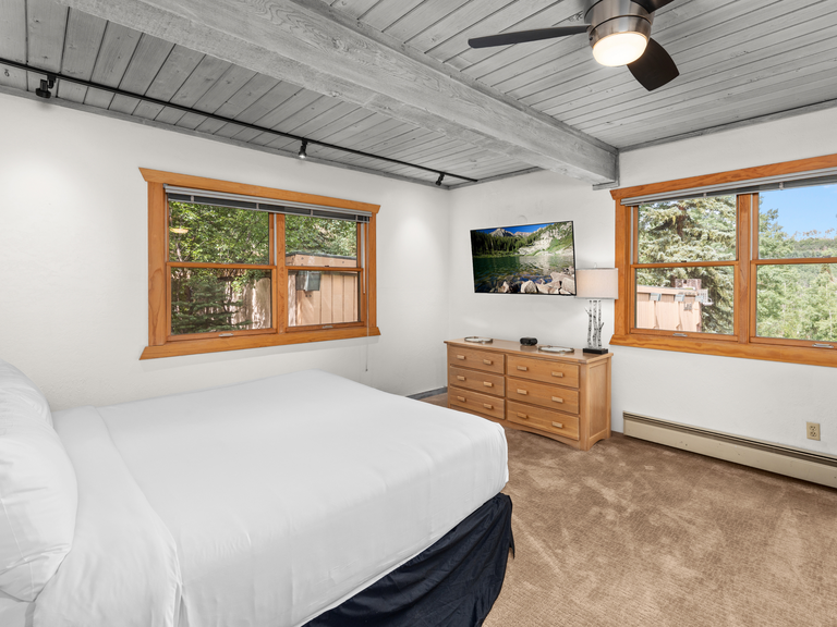 Top of the Village - Leaf 102 3