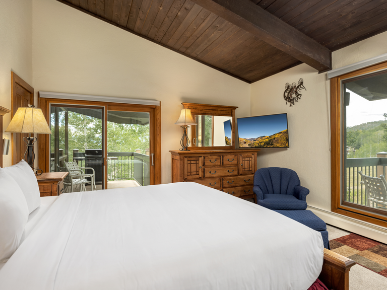 Top of the Village - Leaf 403