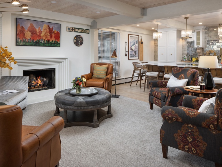 Top of the Village - Leaf 502 3