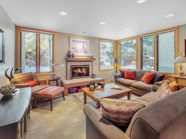 Tamarack 33