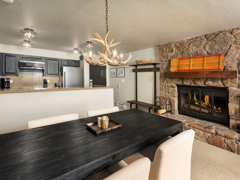 Villas at Snowmass Club - 1207 2
