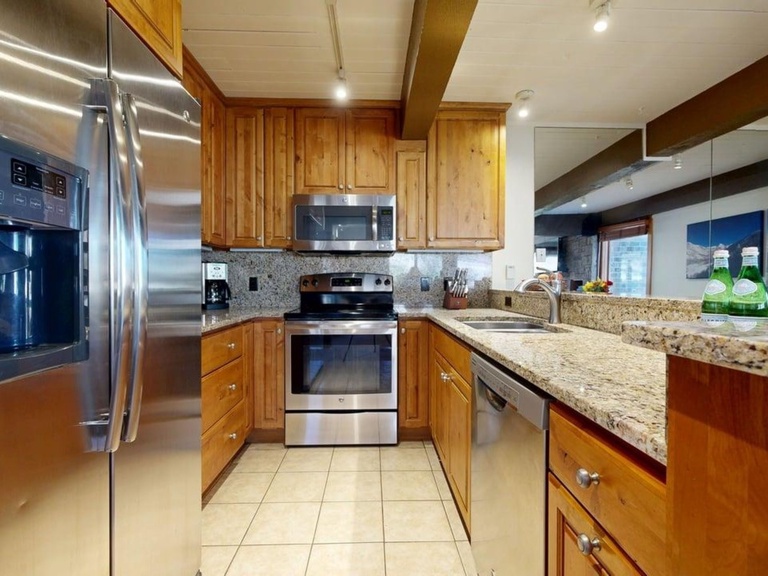 Top of the Village - Summit 103 3