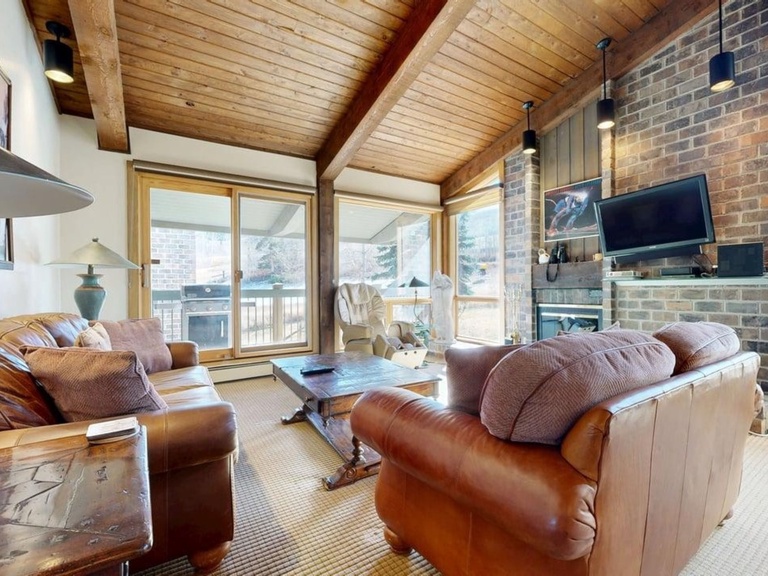 Top of the Village - Trails 307