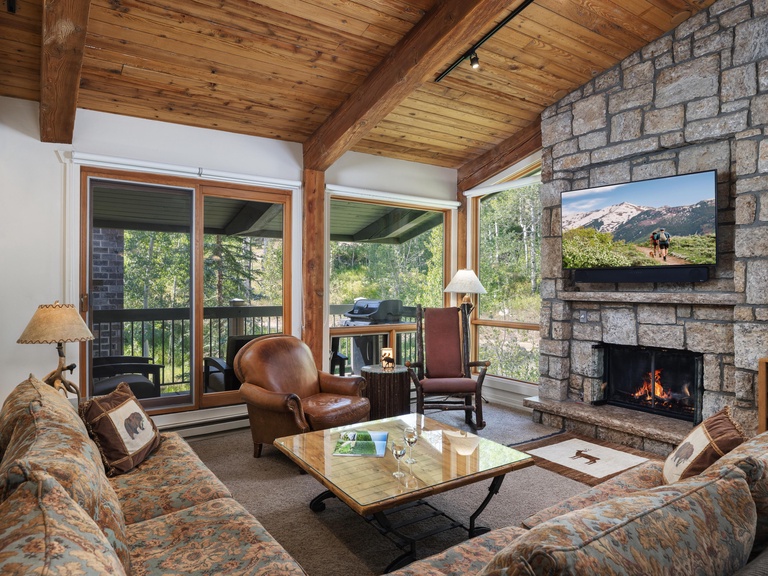 Top of the Village - Summit 306