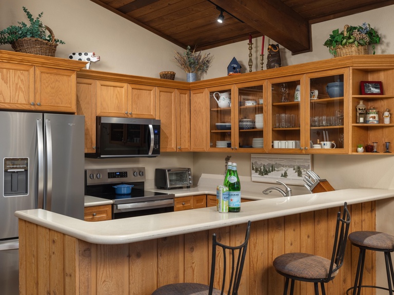 Top of the Village - Summit 301 2