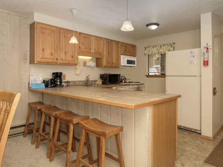 Beaver Village Unit #0712R