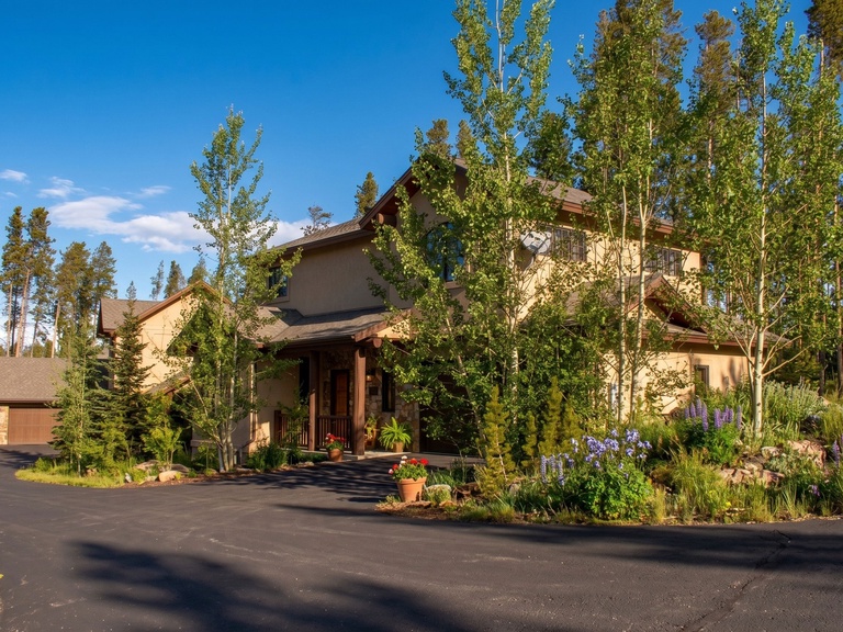 500 North Lupine