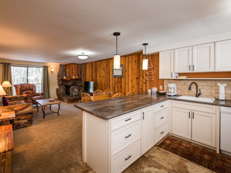 Beaver Village Unit #0612R