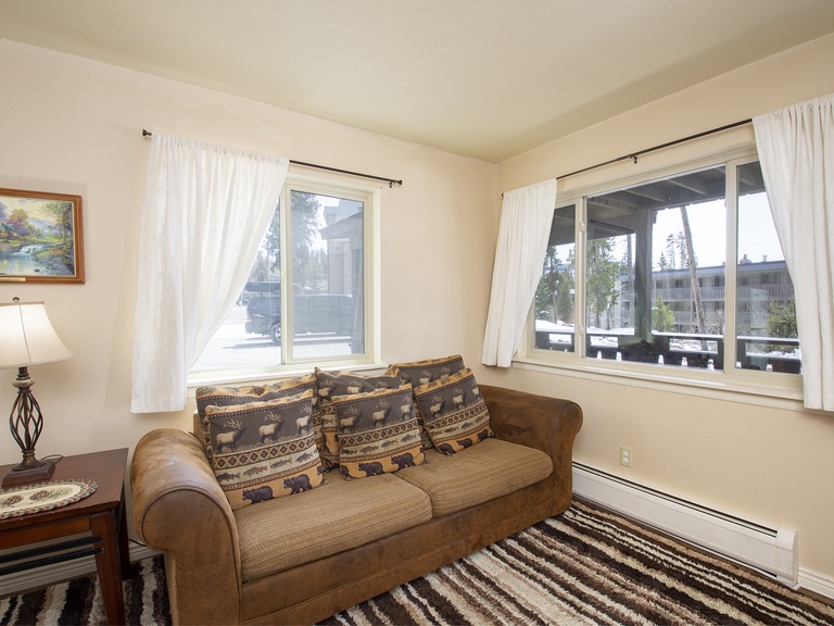 Hi Country Haus Unit 0406