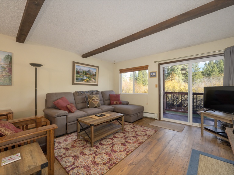 Hi Country Haus Unit 1803