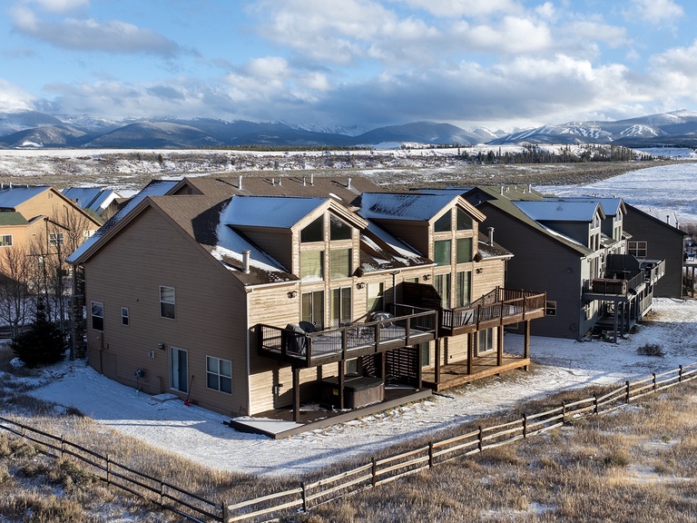 18 Fireweed B1 - Mountain Getaway