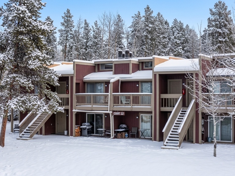 Meadow Ridge Court 22 Unit 15 Photo