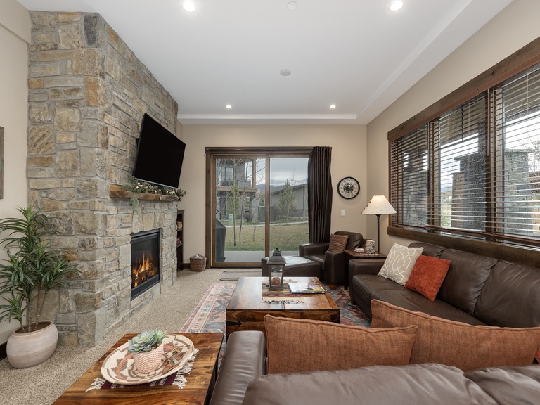 Elk Creek Condos B103