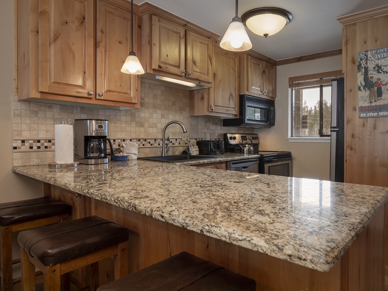 Beaver Village Unit #0412R