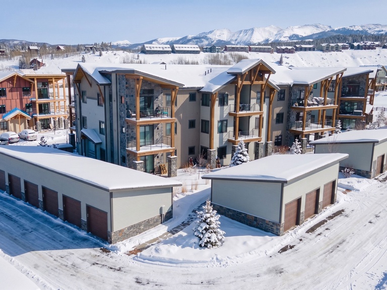 Elk Creek Condos B103